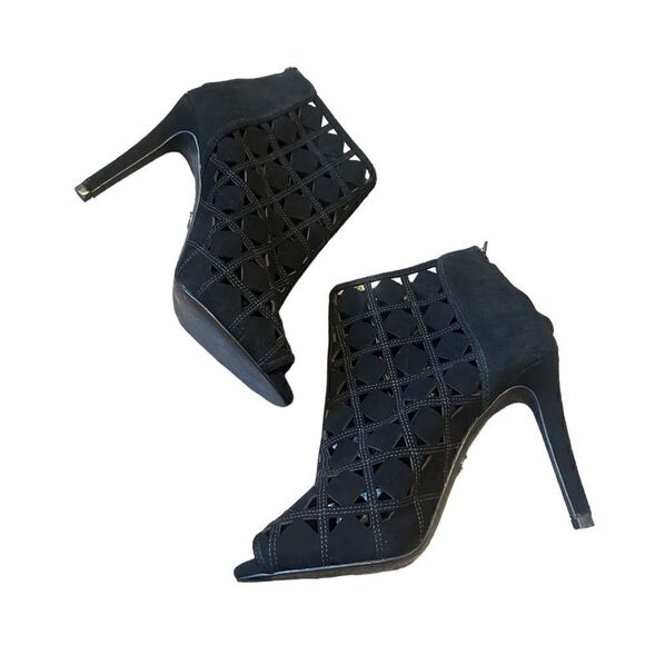 Michael Kors Ivy Laser-Cut Open-Toe Black Bootie Size 7.5 - Picture 5 of 12